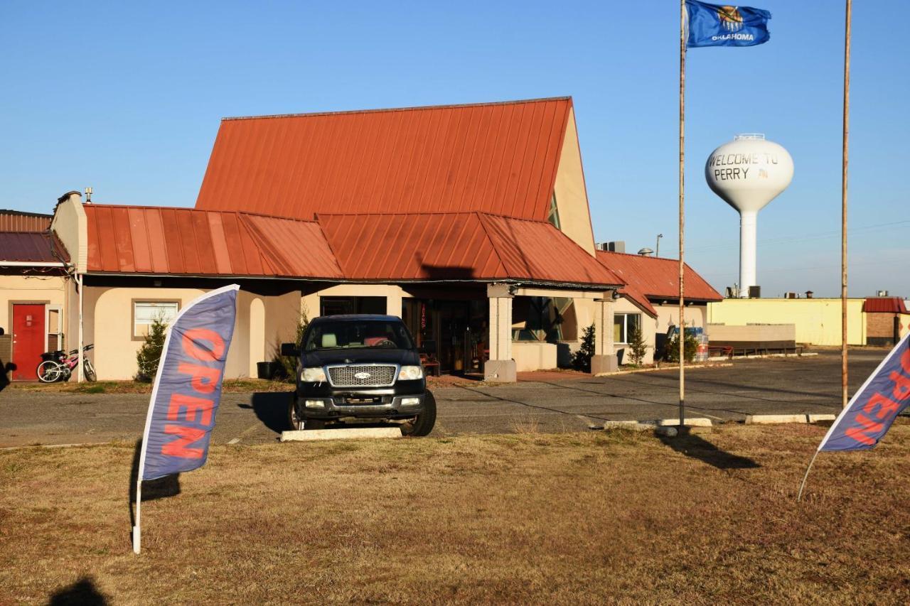 American Best Inn By Oyo I-35 Perry Near Lake Mcmurtry エクステリア 写真