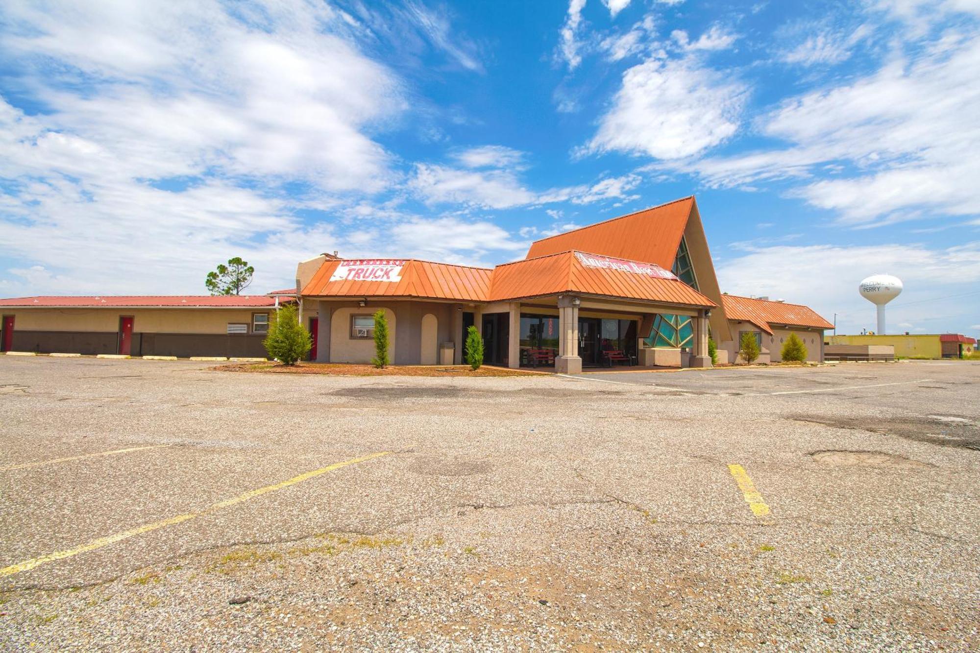 American Best Inn By Oyo I-35 Perry Near Lake Mcmurtry エクステリア 写真