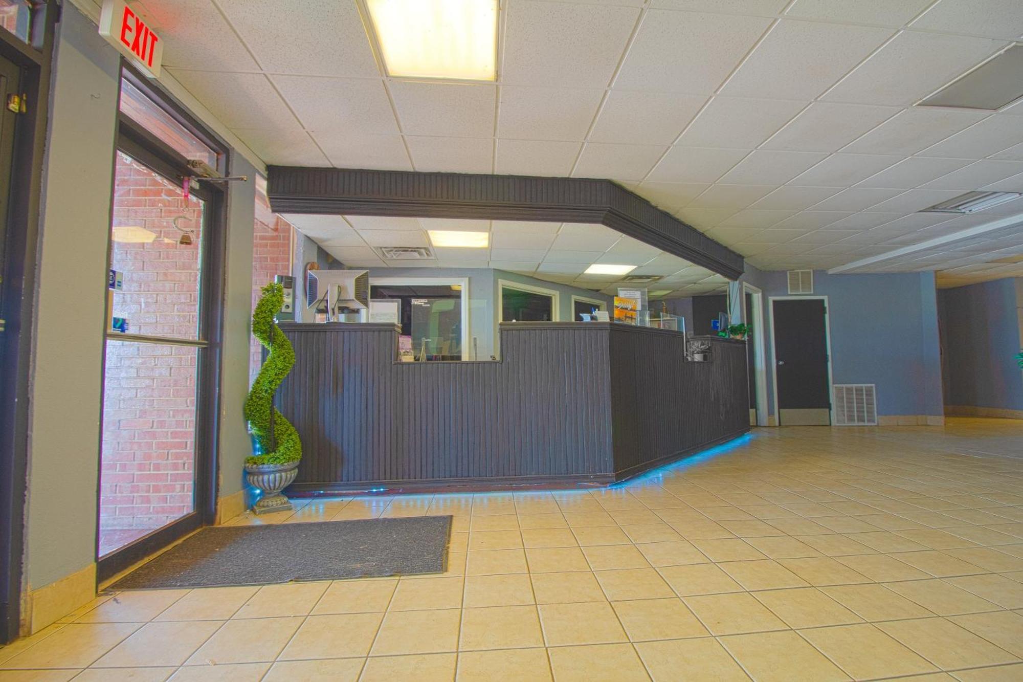 American Best Inn By Oyo I-35 Perry Near Lake Mcmurtry エクステリア 写真