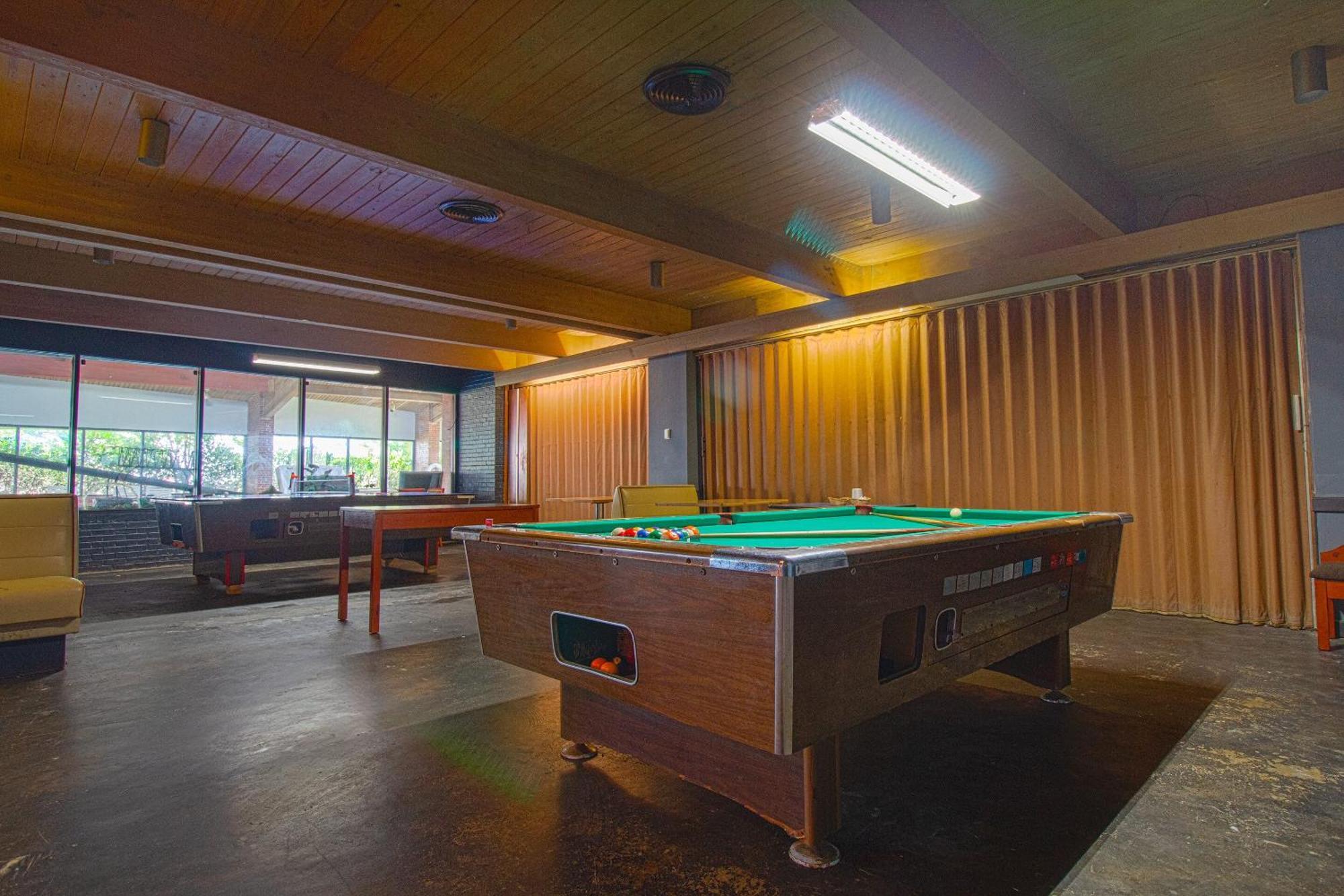 American Best Inn By Oyo I-35 Perry Near Lake Mcmurtry エクステリア 写真